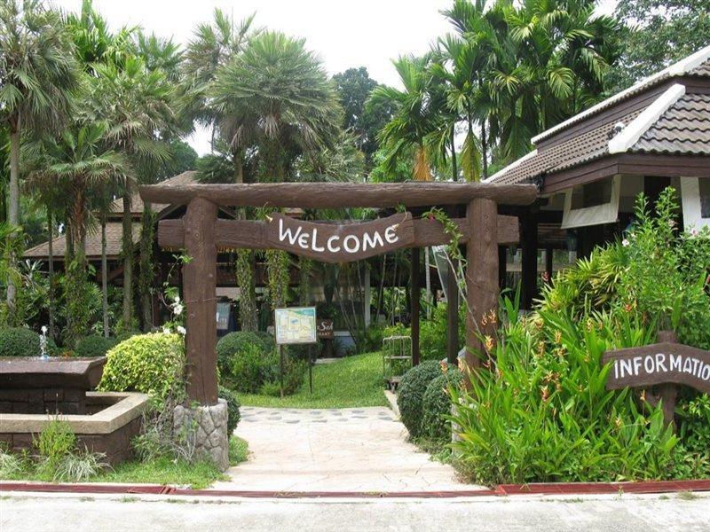 The Leaf On The Sands Khao Lak Hotel Exterior photo